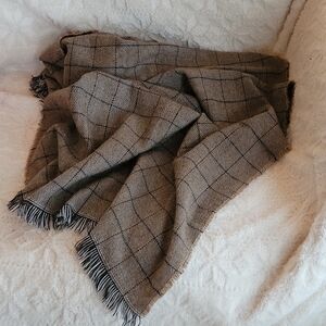 Scarf by LOOK